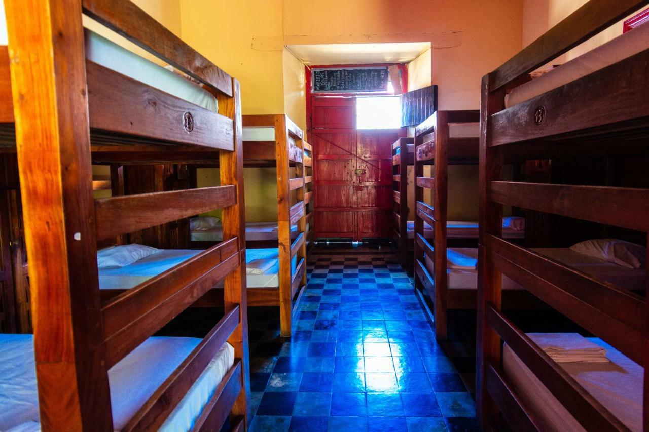 Hostal Lazybones Leon Ngoại thất bức ảnh