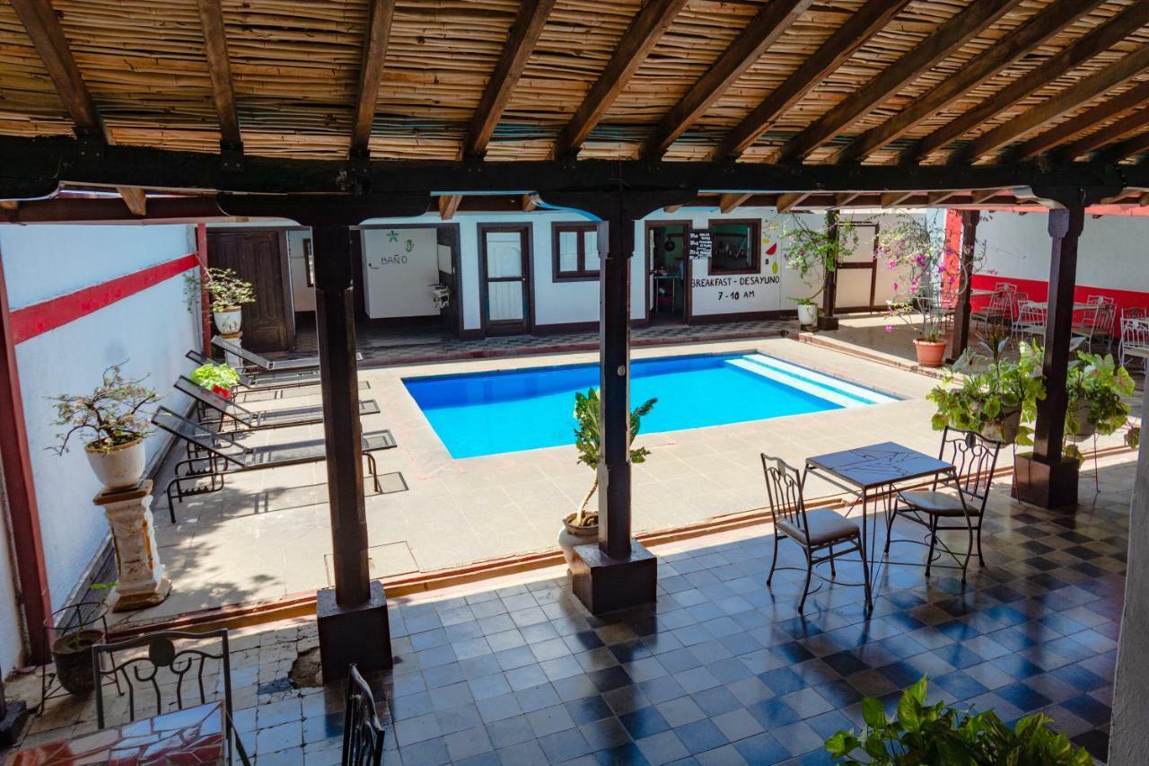 Hostal Lazybones Leon Ngoại thất bức ảnh