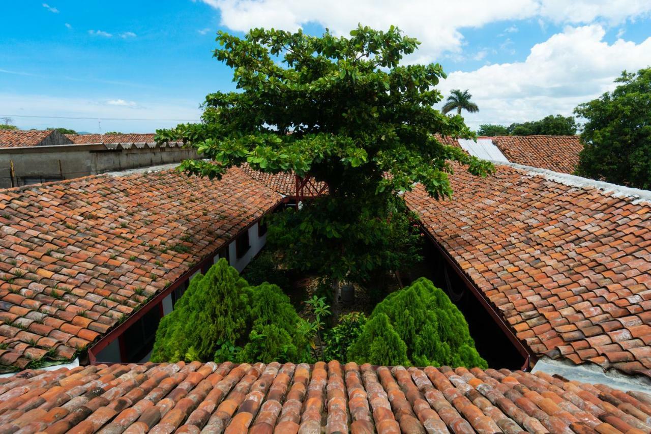 Hostal Lazybones Leon Ngoại thất bức ảnh